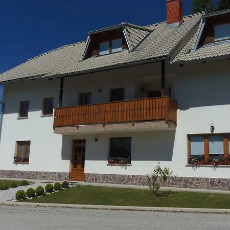 Turisticna Kmetija Strevc *